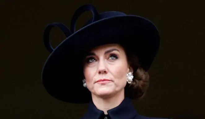 Kate urged not to “rush back” to work