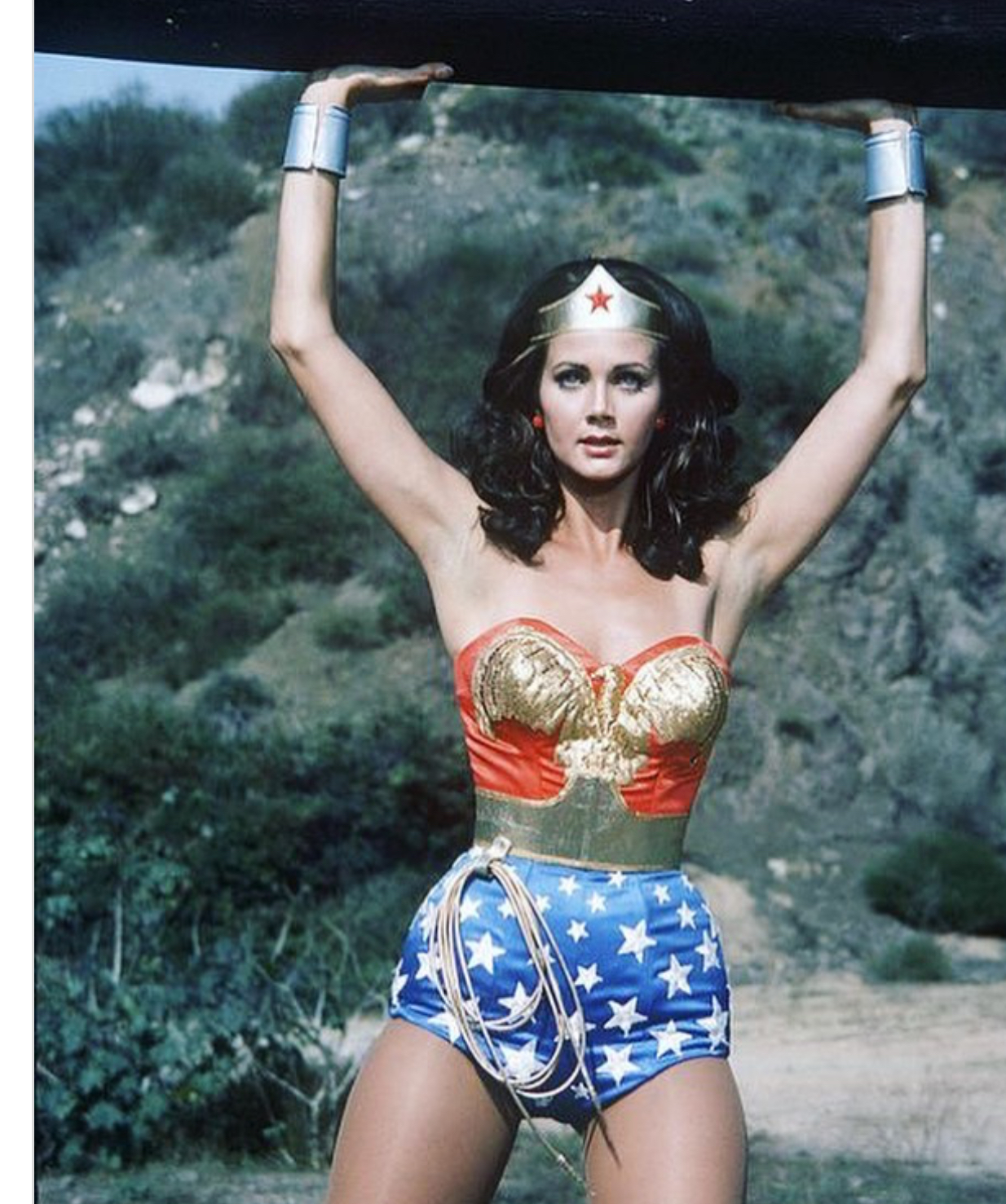 Lynda Carter still a ‘Wonder Woman’ at 72, shares her secret to graceful aging